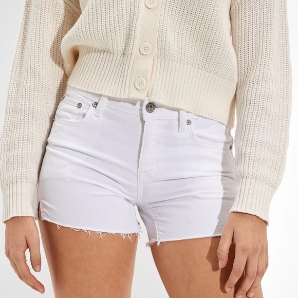 American Eagle Outfitters White Midi Short Raw Hem Shorts Size 10 - Picture 1 of 13